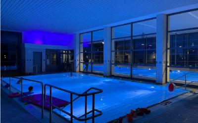 Nach der Sanierung: So bunt strahlt das Aktivbad in Dissen